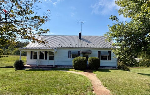 Homes For Sale - 126 Rothwood Road<br/> Amherst County, Monroe, VA 24574