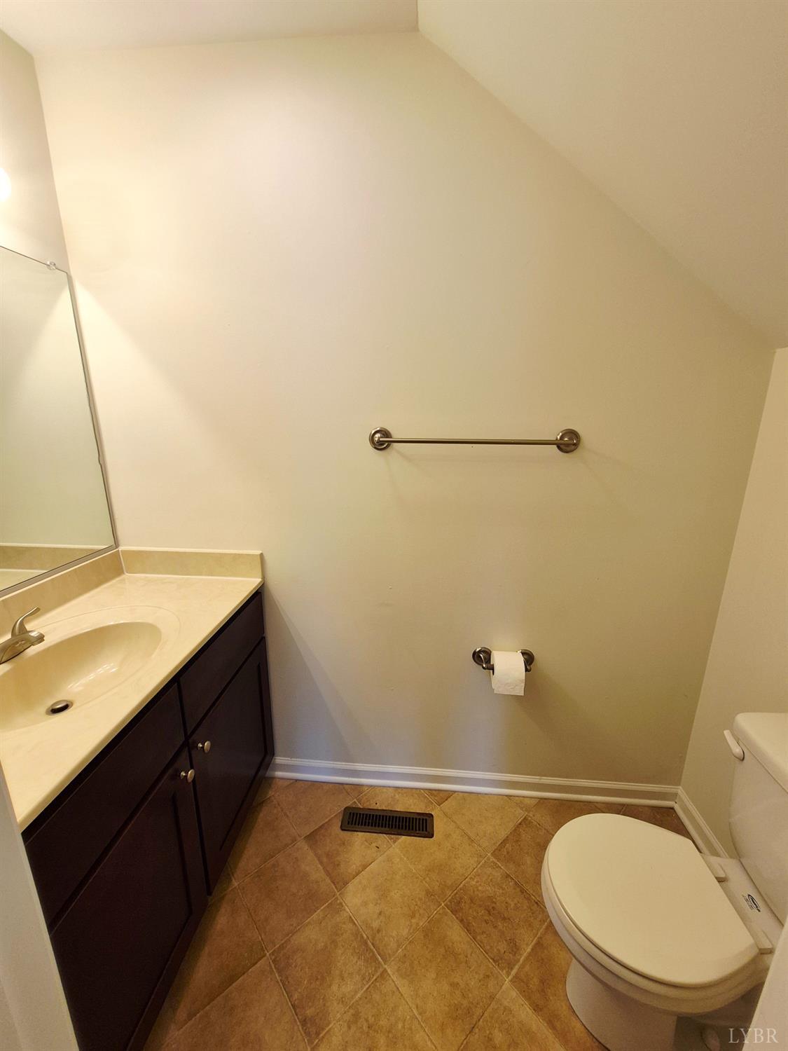 188 Oak Spring Lane, Madison Heights, Virginia image 13