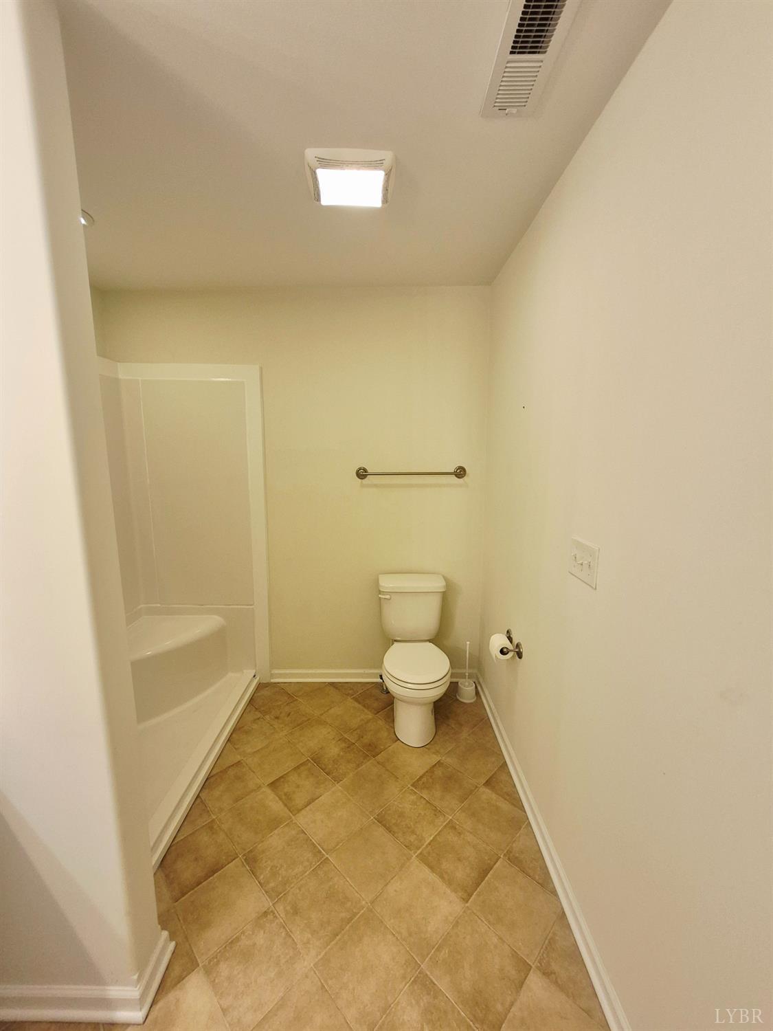 188 Oak Spring Lane, Madison Heights, Virginia image 27