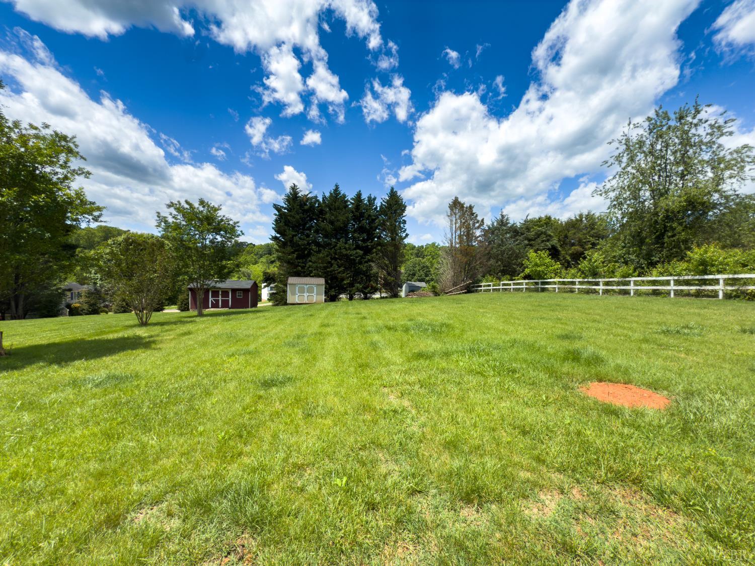 1024 North York Lane, Lynchburg, Virginia image 43