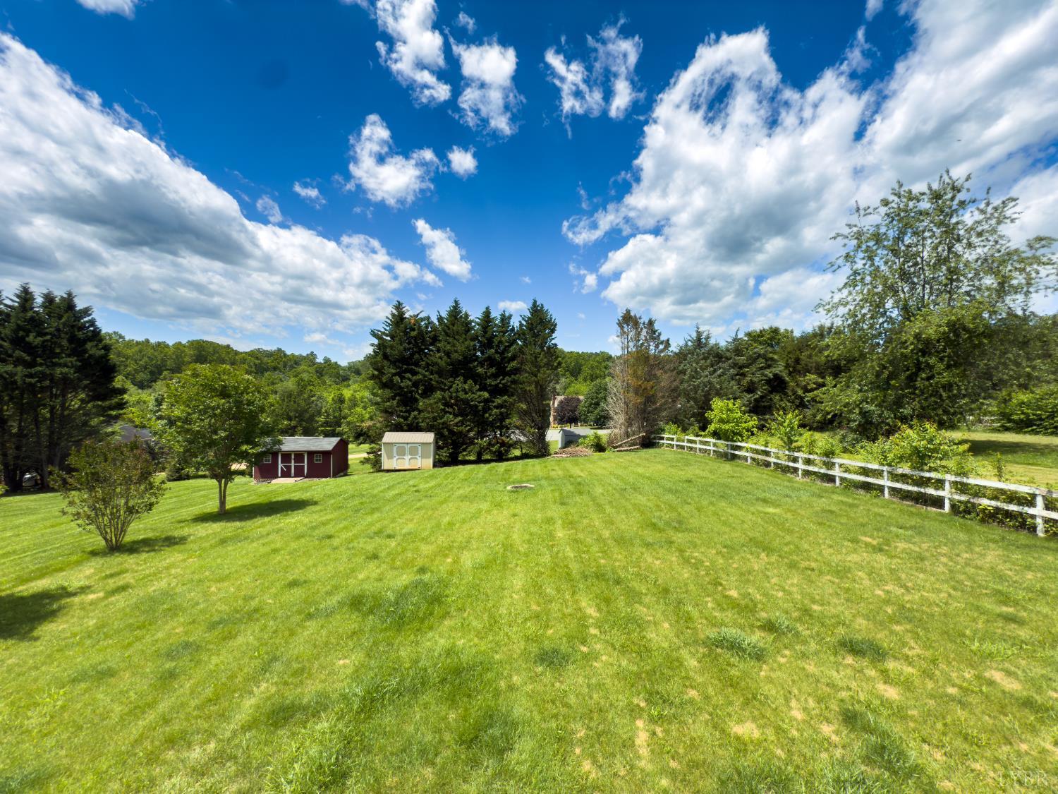 1024 North York Lane, Lynchburg, Virginia image 4