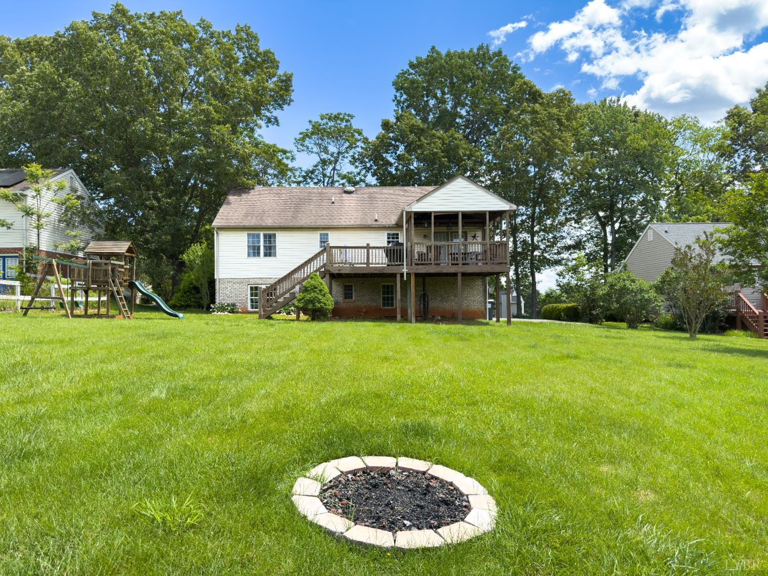 1024 North York Lane, Lynchburg, Virginia image 47