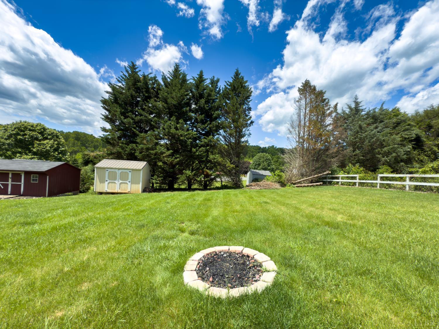 1024 North York Lane, Lynchburg, Virginia image 44