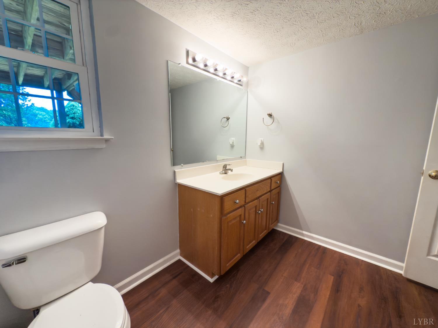 1024 North York Lane, Lynchburg, Virginia image 32