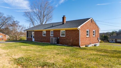 Tiny photo for 492 Greendale Drive, Rustburg, VA 24588 (MLS # 363250)