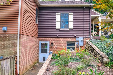 Tiny photo for 1090 Timberlake Drive, Lynchburg, VA 24502 (MLS # 362408)