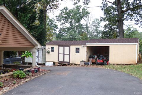 Tiny photo for 1090 Timberlake Drive, Lynchburg, VA 24502 (MLS # 362408)
