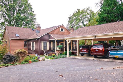 Tiny photo for 1090 Timberlake Drive, Lynchburg, VA 24502 (MLS # 362408)