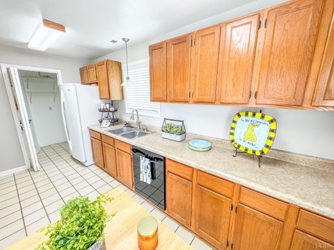 Tiny photo for 101 Manor Drive #A, Forest, VA 24551 (MLS # 363421)