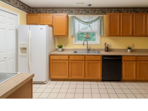 Tiny photo for 101 Manor Drive #A, Forest, VA 24551 (MLS # 363421)