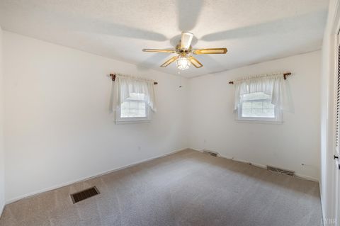 Tiny photo for 195 Wellington Drive, Lynchburg, VA 24502 (MLS # 365987)