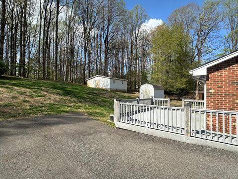 Tiny photo for 195 Wellington Drive, Lynchburg, VA 24502 (MLS # 365987)