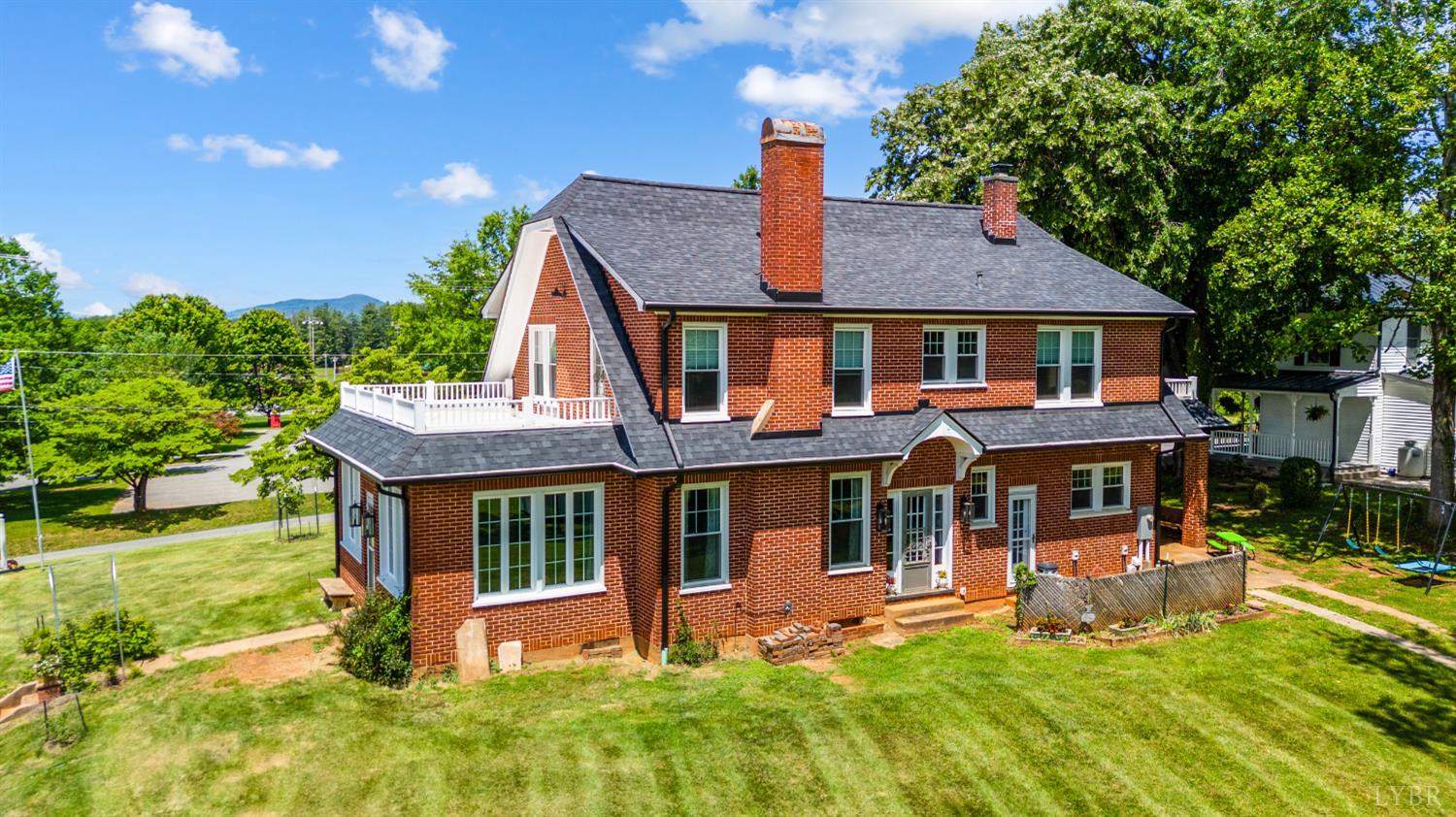 602 Mountain Avenue, Bedford, Virginia image 2