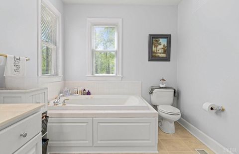 Tiny photo for 1509 Savoy Pl Pl, Lynchburg, VA 24503 (MLS # 365886)