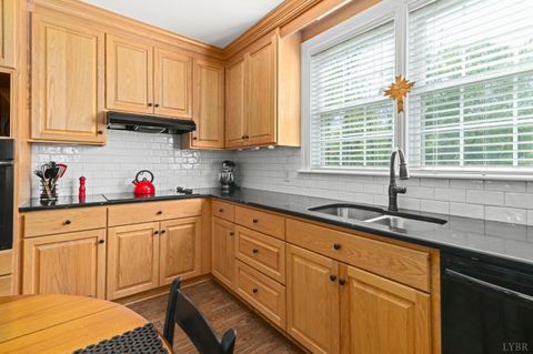 Tiny photo for 1509 Savoy Pl Pl, Lynchburg, VA 24503 (MLS # 365886)