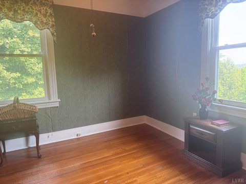 Tiny photo for 23 Denver Ave Ave, Lynchburg, VA 24503 (MLS # 362446)