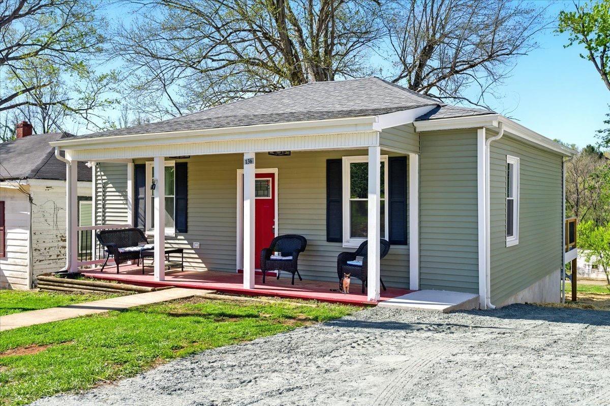 136 A Street, Monroe, Virginia image 2