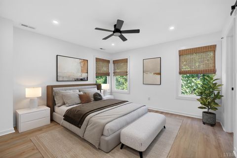 Tiny photo for 4004 Summit Street, Lynchburg, VA 24503 (MLS # 366590)