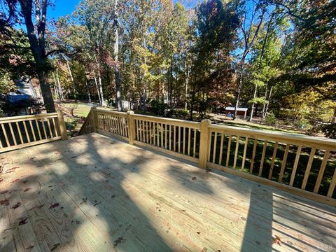 Tiny photo for 300 Pocahontas Dr, Forest, VA 24551 (MLS # 362453)