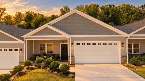 Photo of 149 Lockridge Lane, Lynchburg, VA 24502 (MLS # 369419)