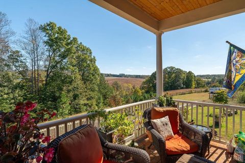 Tiny photo for 2004 Seven Meadows Lane, Appomattox, VA 24522 (MLS # 365082)