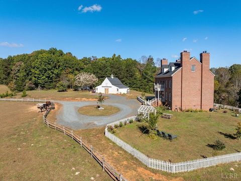 Tiny photo for 2004 Seven Meadows Lane, Appomattox, VA 24522 (MLS # 365082)