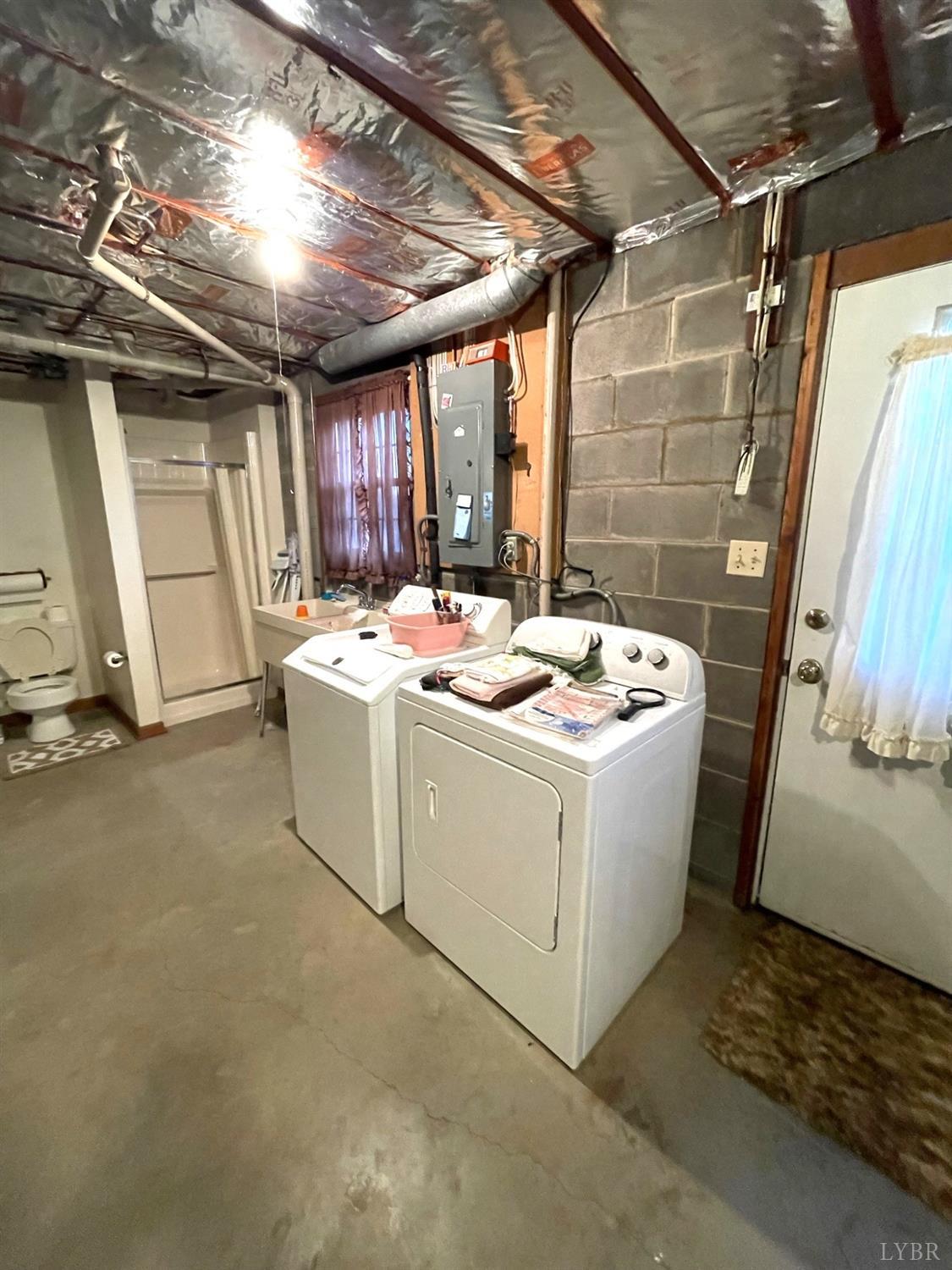 1102 Smith Street, Bedford, Virginia image 36