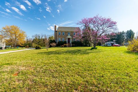 Tiny photo for 1075 Charmin Drive, Forest, VA 24551 (MLS # 365256)