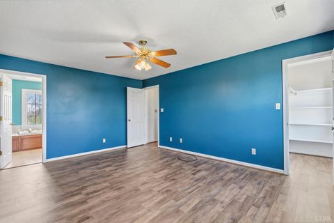 Tiny photo for 1075 Charmin Drive, Forest, VA 24551 (MLS # 365256)