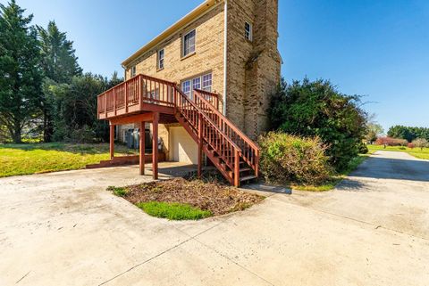 Tiny photo for 1075 Charmin Drive, Forest, VA 24551 (MLS # 365256)