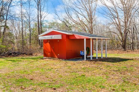 Tiny photo for 1765 Winesap Road, Madison Heights, VA 24572 (MLS # 364994)