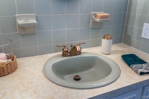 Tiny photo for 1765 Winesap Road, Madison Heights, VA 24572 (MLS # 364994)