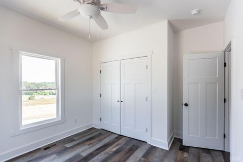 Tiny photo for 9740 Oakville Road, Appomattox, VA 24553 (MLS # 366787)