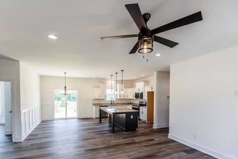 Tiny photo for 9740 Oakville Road, Appomattox, VA 24553 (MLS # 366787)