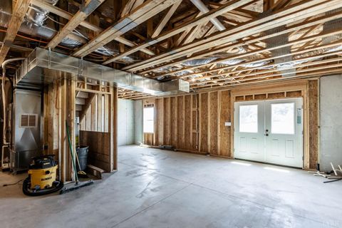 Tiny photo for 9740 Oakville Road, Appomattox, VA 24553 (MLS # 366787)
