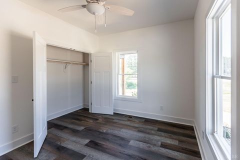 Tiny photo for 9740 Oakville Road, Appomattox, VA 24553 (MLS # 366787)