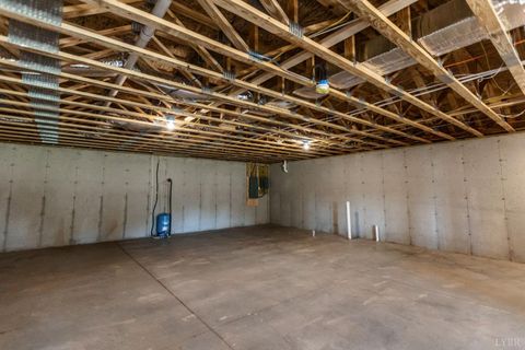 Tiny photo for 9740 Oakville Road, Appomattox, VA 24553 (MLS # 366787)