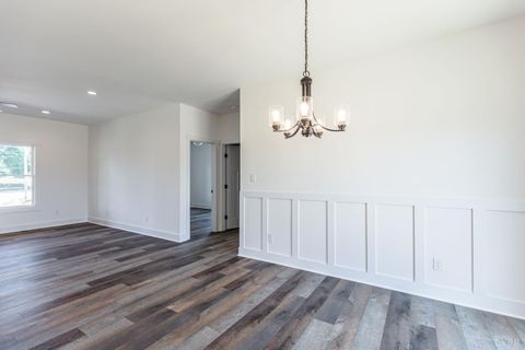 Tiny photo for 9740 Oakville Road, Appomattox, VA 24553 (MLS # 366787)