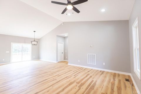 Tiny photo for 16519 Richmond Hwy, Pamplin, VA 23958 (MLS # 366111)