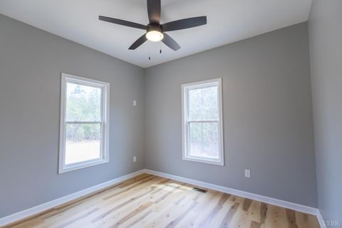 Tiny photo for 16519 Richmond Hwy, Pamplin, VA 23958 (MLS # 366111)