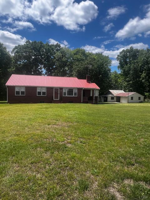 Tiny photo for 397 Epsons Road, Long Island, VA 24569 (MLS # 366605)
