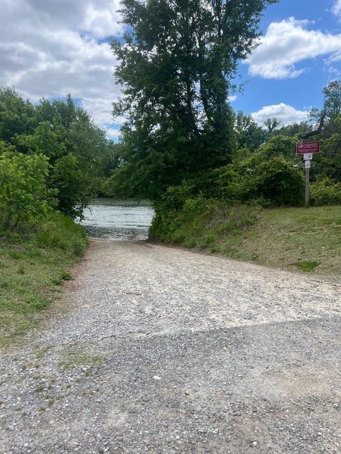 Tiny photo for 397 Epsons Road, Long Island, VA 24569 (MLS # 366605)