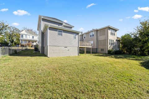 Tiny photo for 1211 Early Street, Lynchburg, VA 24503 (MLS # 362733)