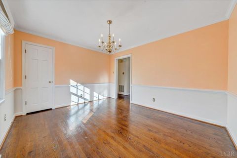 Tiny photo for 1005 Williamsburg Place, Lynchburg, VA 24503 (MLS # 363802)