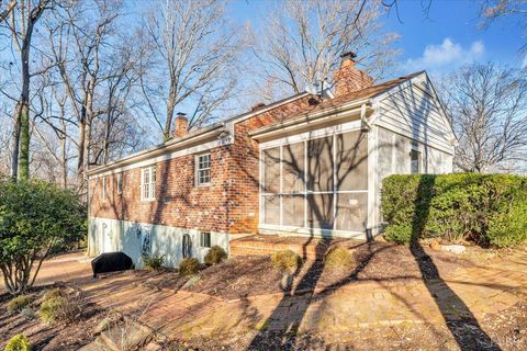 Tiny photo for 1005 Williamsburg Place, Lynchburg, VA 24503 (MLS # 363802)