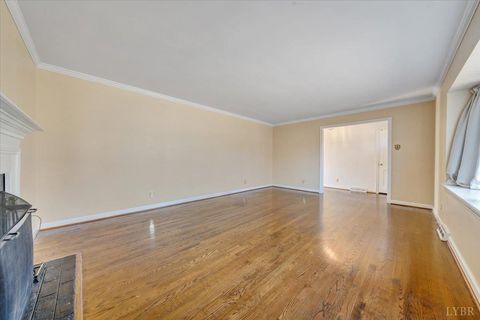 Tiny photo for 1005 Williamsburg Place, Lynchburg, VA 24503 (MLS # 363802)