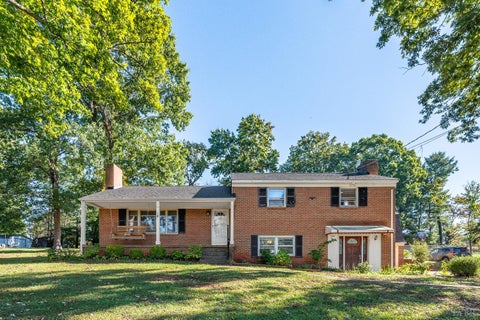 Photo of 341 Sherbrooke Drive, Lynchburg, VA 24502 (MLS # 369764)