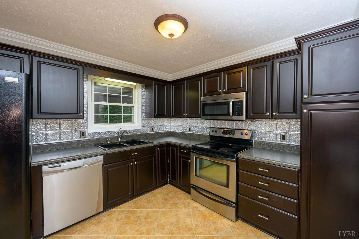 1126 Woodbridge Court, Forest, Virginia image 29