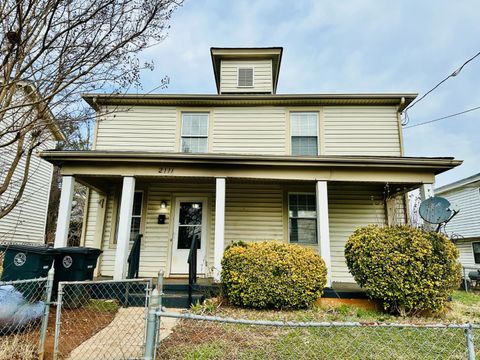Photo of 2111 GRACE STREET St, Lynchburg, VA 24504 (MLS # 364859)