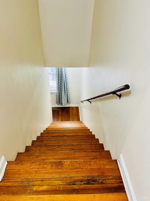 Tiny photo for 2111 GRACE STREET St, Lynchburg, VA 24504 (MLS # 364859)